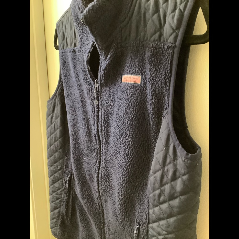 Vineyard Vines Blue Quilted Sherpa Vest Size M  Excellent Preloved Condition